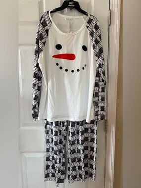 Kids Snowman Face Pajama Set - White and Black